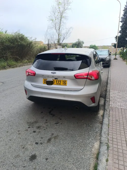 Ford Focus 5 portes 2022 Titanium