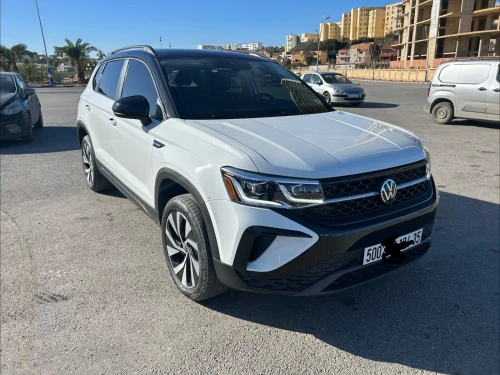 Volkswagen Taos 2024 Confortline Black Edition