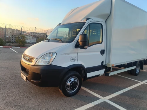 Iveco c15 Tt options Iveco conteneur 2013
