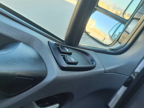 Iveco 35c15 tt options 