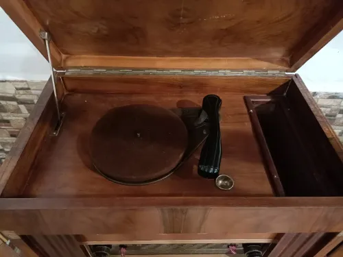 Meuble Radio FM AM phono 78 Tour Ancien MINERVA 1950