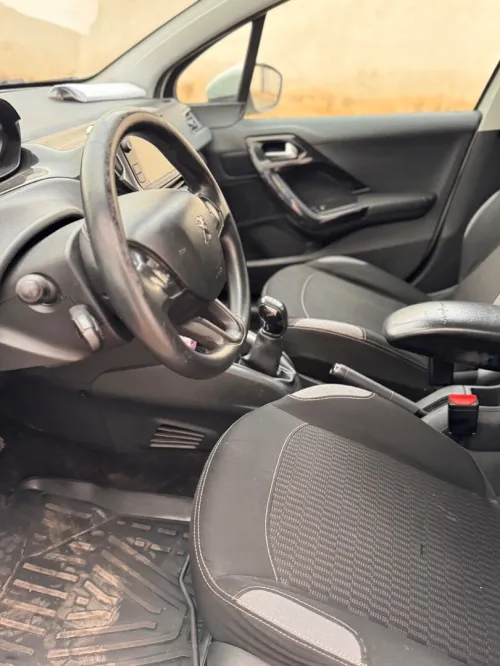 Peugeot 208 2016 Active Facelift