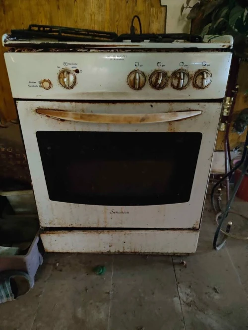 cuisinière arthur martin ancienne a vendre