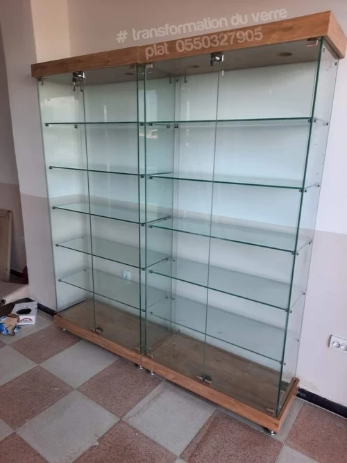 Vitrine en verre de qualité à bon prix !