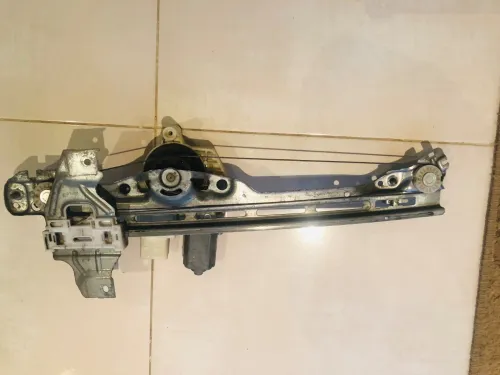 Levé vitre électrique 308 T9