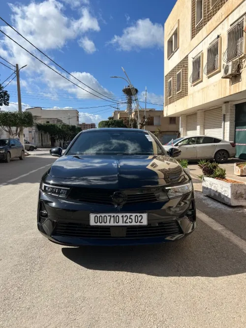 Opel Astra 2025 