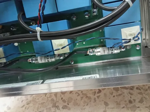 ONDULEUR  ONLINE MONOPHASE 230V