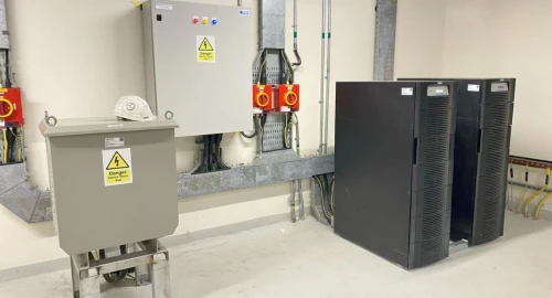  Onduleur 3:3 400 V 10KVA - 20KVA 30KVA-40 kVA-60KVA 