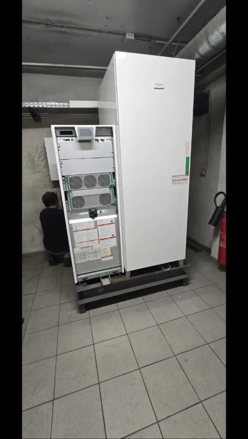 ONDULEUR  ABB 60KVA / 80KVA / 100KVA / 120KVA