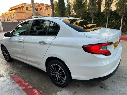 Fiat Tipo Sedan 2023 Boite automatique