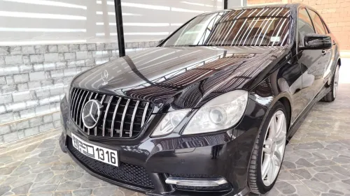 Mercedes Classe E 2013 AVANTGARDE Pack AMG
