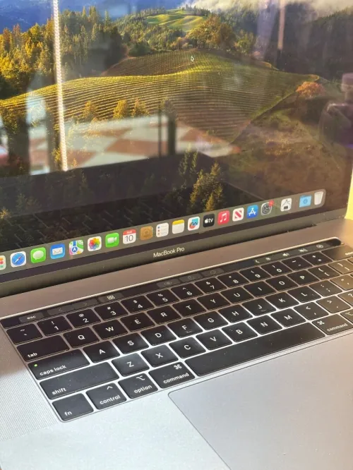 MACBOOK PRO 2019 i9 16GB  512 SSD ECRAN 15"2K GPU AMD RADEON PRO 560x