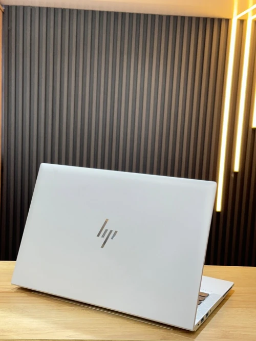 HP ELITEBOOK 850 G7 i7-10510U 16GB 256 SSD ECRAN 14"FHD