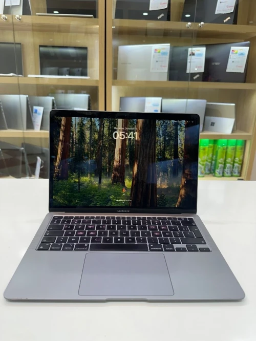 MACBOOK AIR 2020 M1 8GB 256 SSD ECRAN 13"2K 