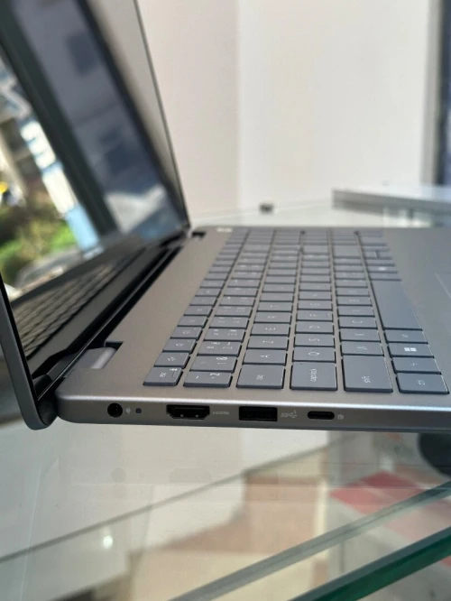 DELL INSPIRON 16 RYZEN 7 8840U 16GB 1TB SSD ECRAN 16"FHD NEUF SOUS EMMBLAGE
