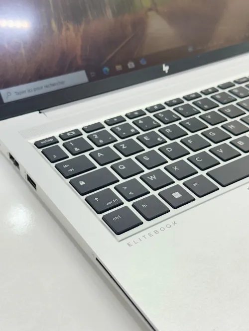 HP ELITEBOOK 640 G10 i7-1355U 32GB 1TB SSD TACTILE ECRAN 14"FHD