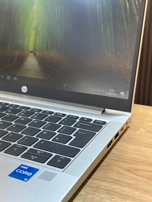 HP PROBOOK  430 G8 I5-1135G7 16GB 256GB SSD 