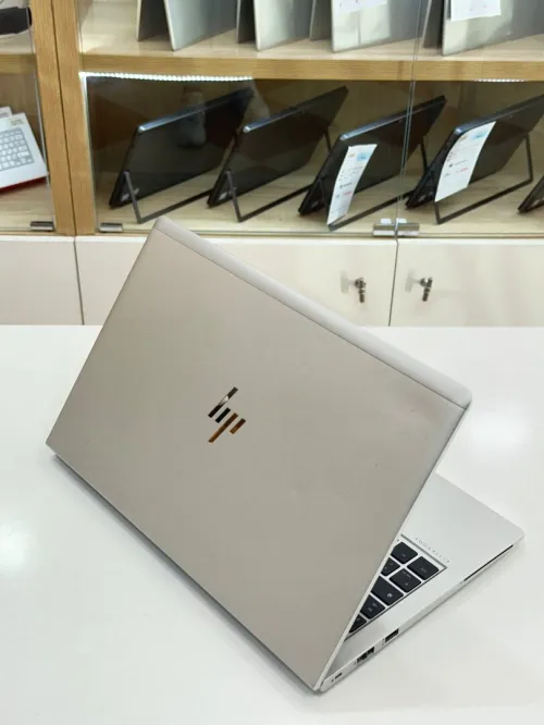 HP ELITEBOOK 640 G10 i7-1355U 32GB 1TB SSD TACTILE ECRAN 14"FHD