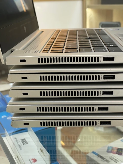 HP ELITEBOOK 830 G6 i5-8265U 8GB 256SSD ECRAN 13"FHD