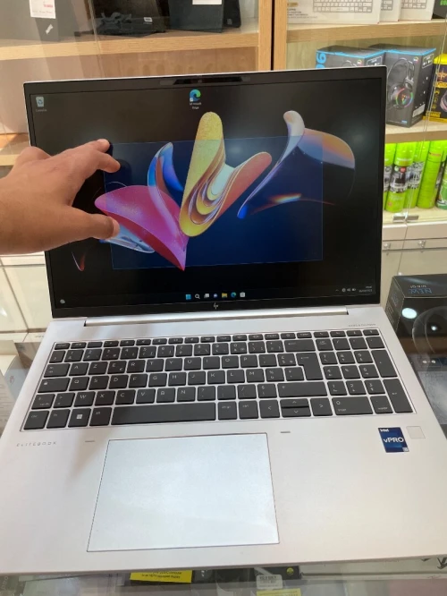 HP ELITEBOOK 860 G9 i5-1245U 16GB 512 SSD ECRAN 16"FHD TACTILE 