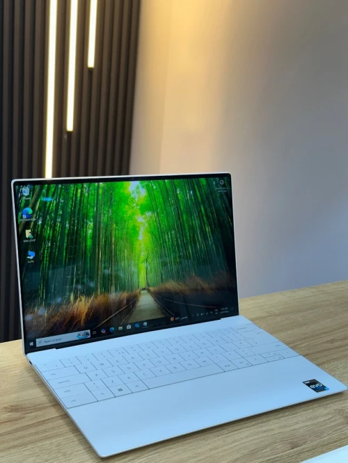 DELL XPS 9320 i7-1260P 32GB 512 SSD ECRAN 13"4K TACTILE 