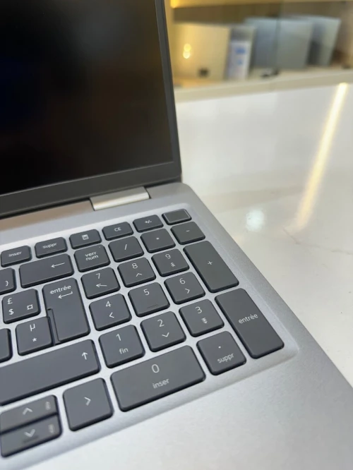 DELL LATITUDE 5530 i7-1265U 16GB 512 SSD ECRAN 15"FHD GOU NVIDIA MX550