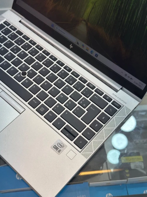 HP ELITEBOOK 840 G7 i5-10210U 16GB 256 SSD ECRAN 14"FHD