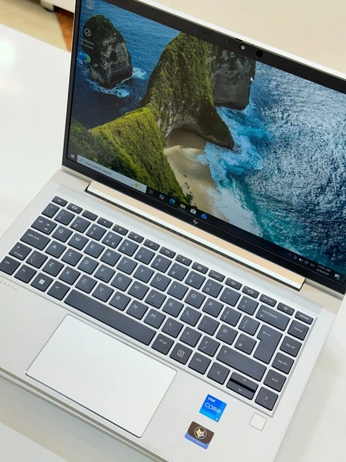 Hp ELITEBOOK 640 G9 i5-1235U 16 GB 512 SSD ECRAN 14" FHD