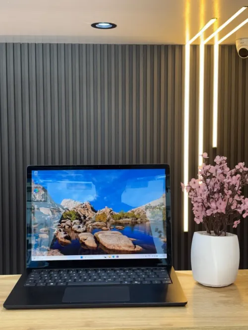 SURFACE LAPTOP 6 ULTRA 7 135H 16GB 256 SSD ECRAN 13"2K