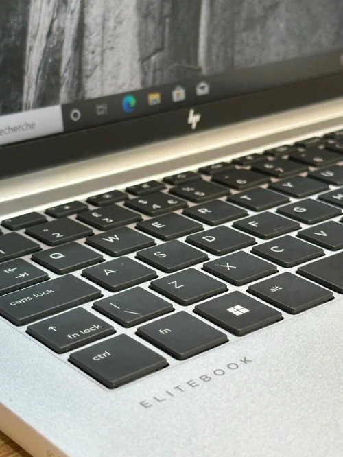 HP ELITEBOOK 840 G9 i7-1255U 16GB 512 SSD ECRAN 14"FHD