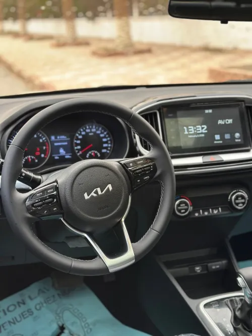 Kia KX1 2025 