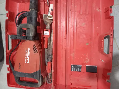 Marteau piqueur hilti TE 1500 AVR