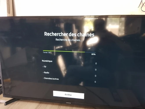 TV Samsung Smart Tizen UA43T5300