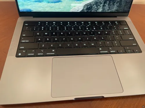 MacBook Pro 14 2021