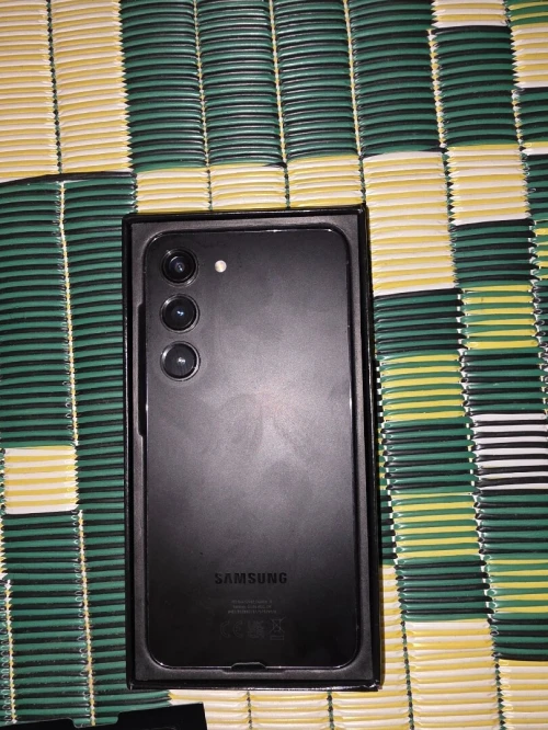 Samsung S23