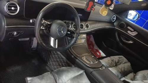 Mercedes E300 de 2023 