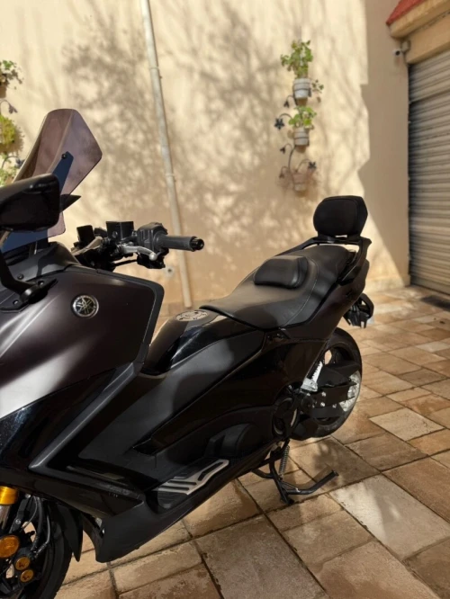 yamaha tmax 2024