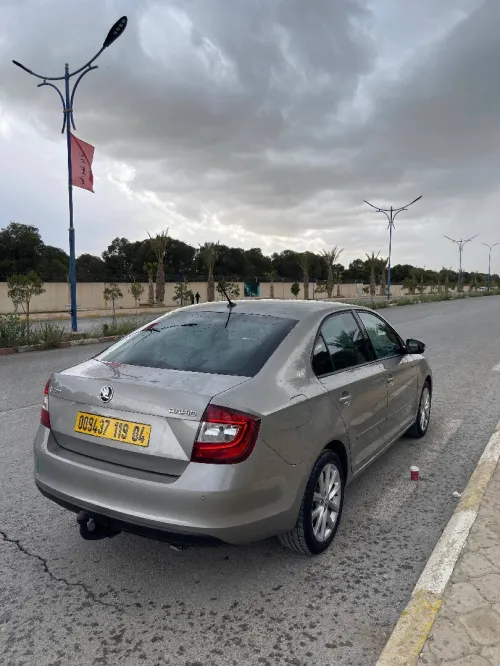 Skoda Rapid 2019 Ambition