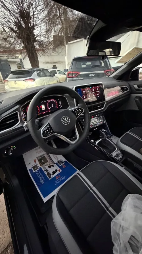 Volkswagen T-Roc 2025 R-Line 