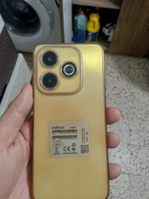 Infinix Hot40i