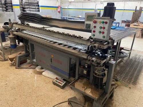 Machine à ressorts Huajian SX-00 pour la fabrication de ressorts mateles et salon ماشينة روسور