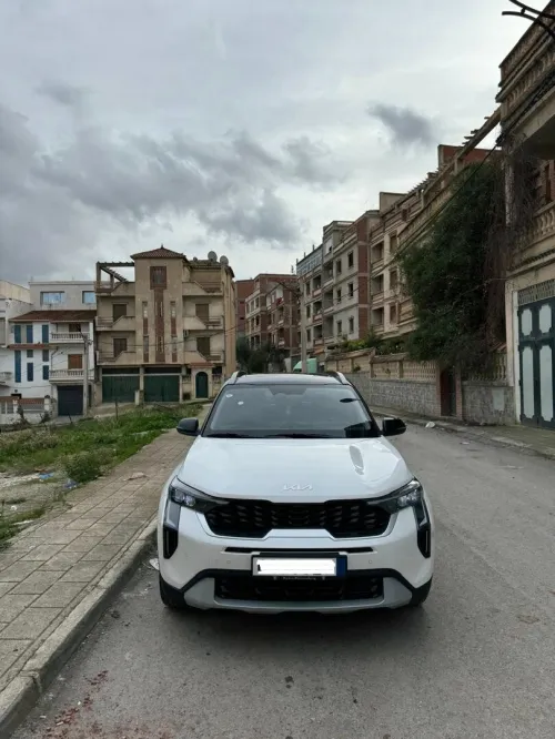 Kia Sonet  2025 Luxury full option