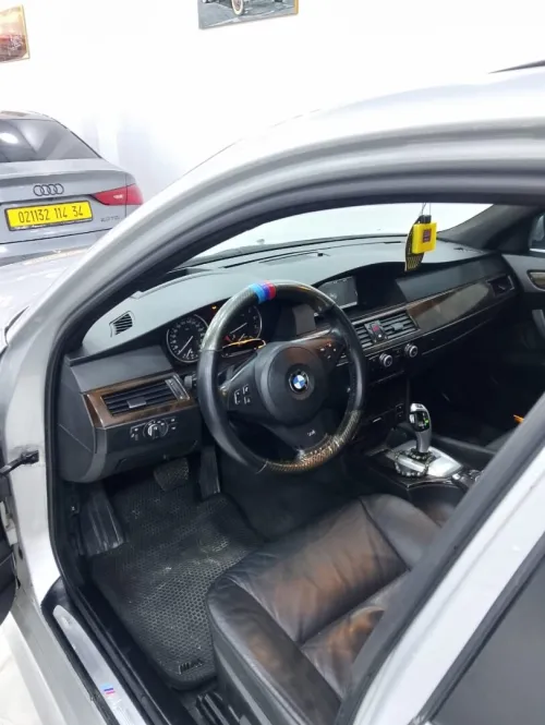BMW Série 5 2006 E60