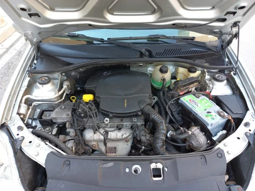 Renault Symbol 2011 Tout option