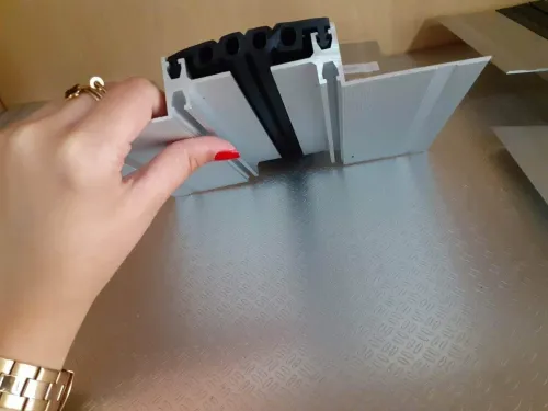 Joints et couvre joints 