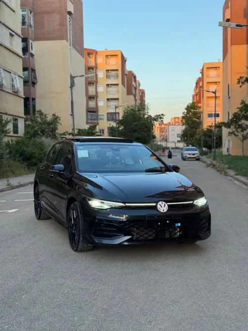 Volkswagen Golf 8 2025 Black black