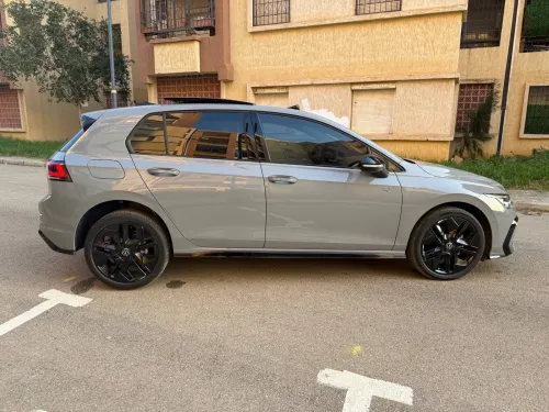 Volkswagen Golf 8 2025 R Black Edition 