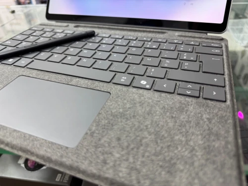 Surface Pro 11 Snapdragon X 12-core / 16G / 512G