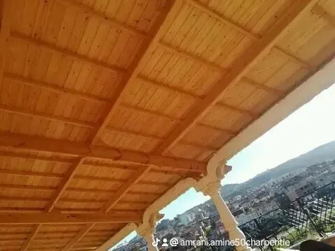CHARPENTE en bois 