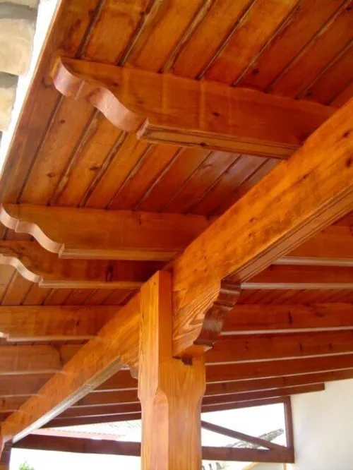 CHARPENTE en bois 